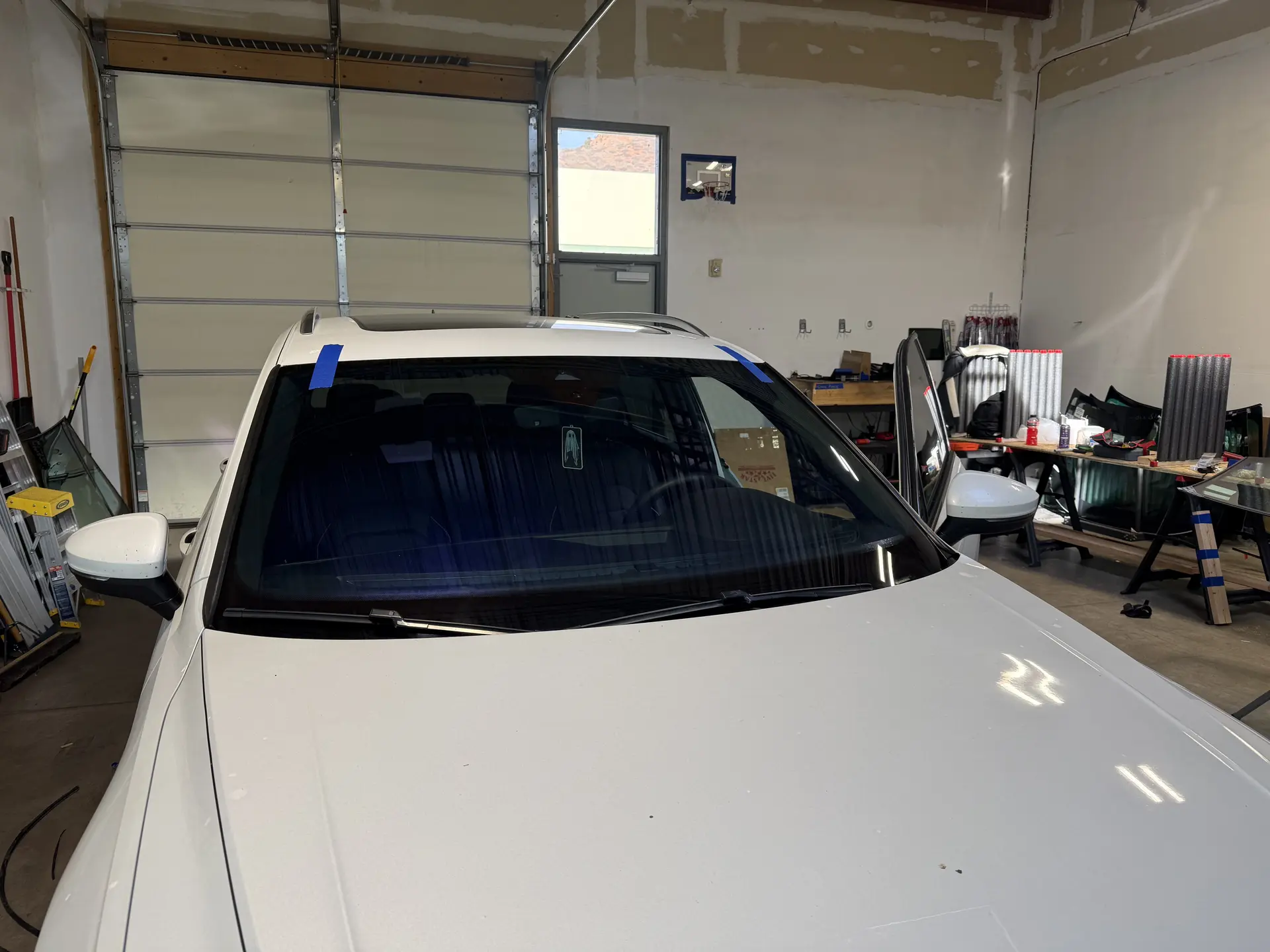 Full windshield replacement on an SUV in Aspen, CO